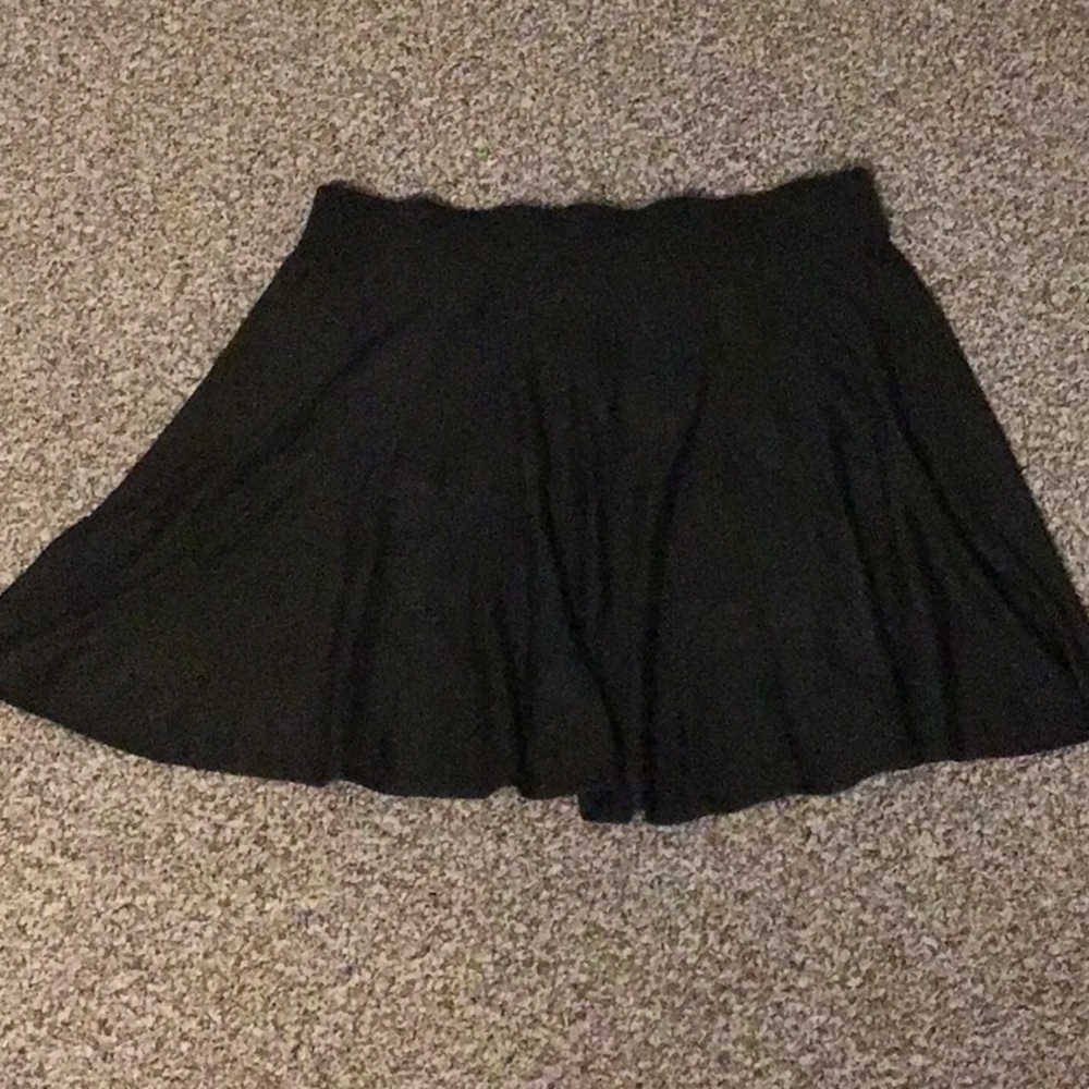 Gray knit Skirt ⭐️Open to offers⭐️